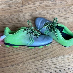 Soccer cleats